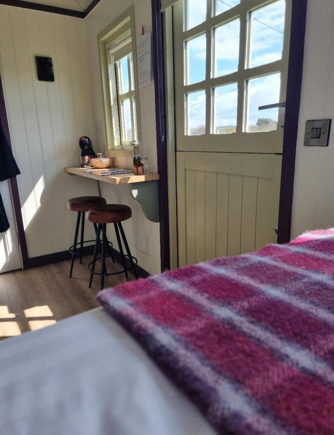 Wild Meadow Huts Villa Doolin Eksteriør billede