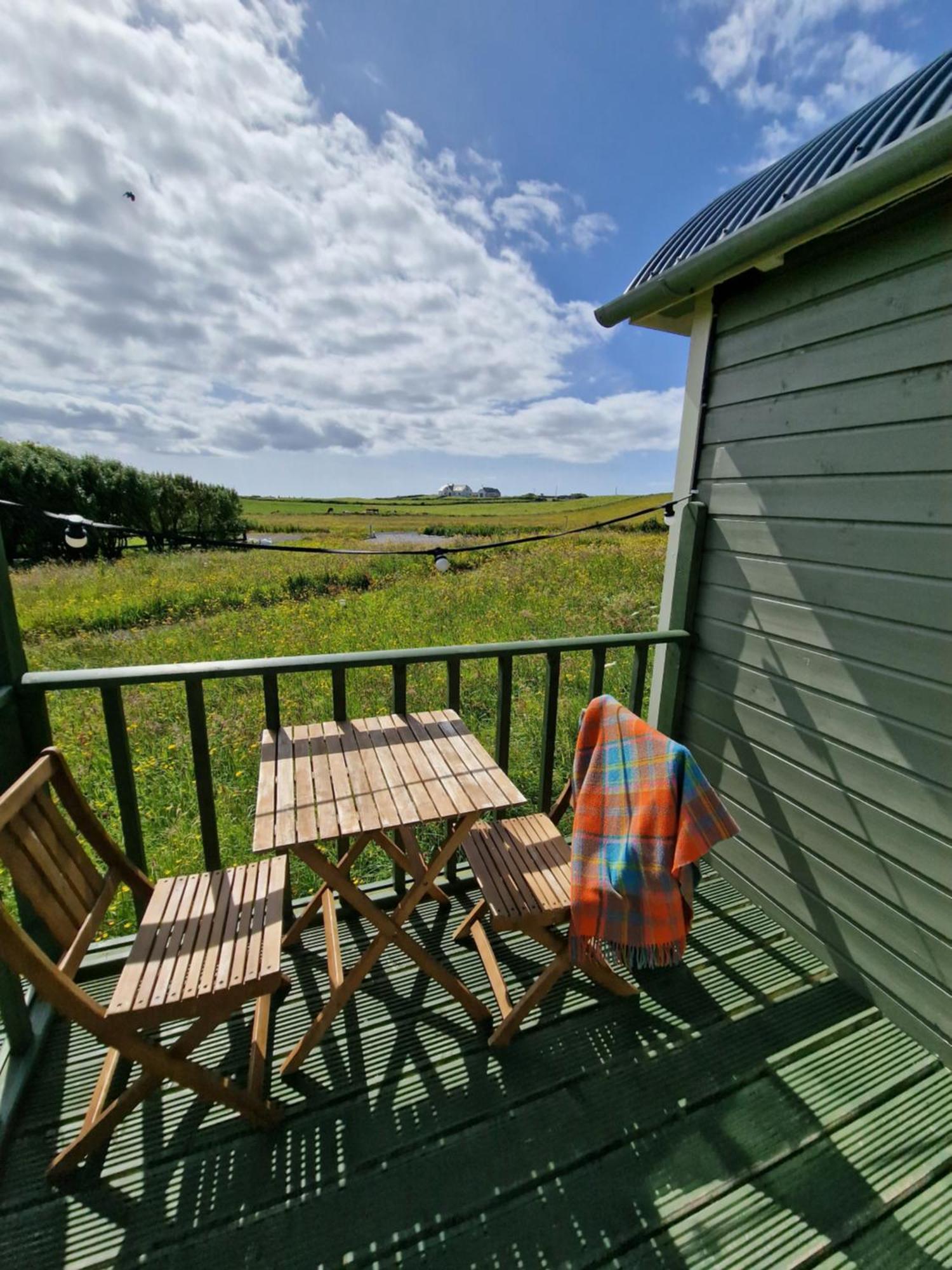 Wild Meadow Huts Villa Doolin Eksteriør billede