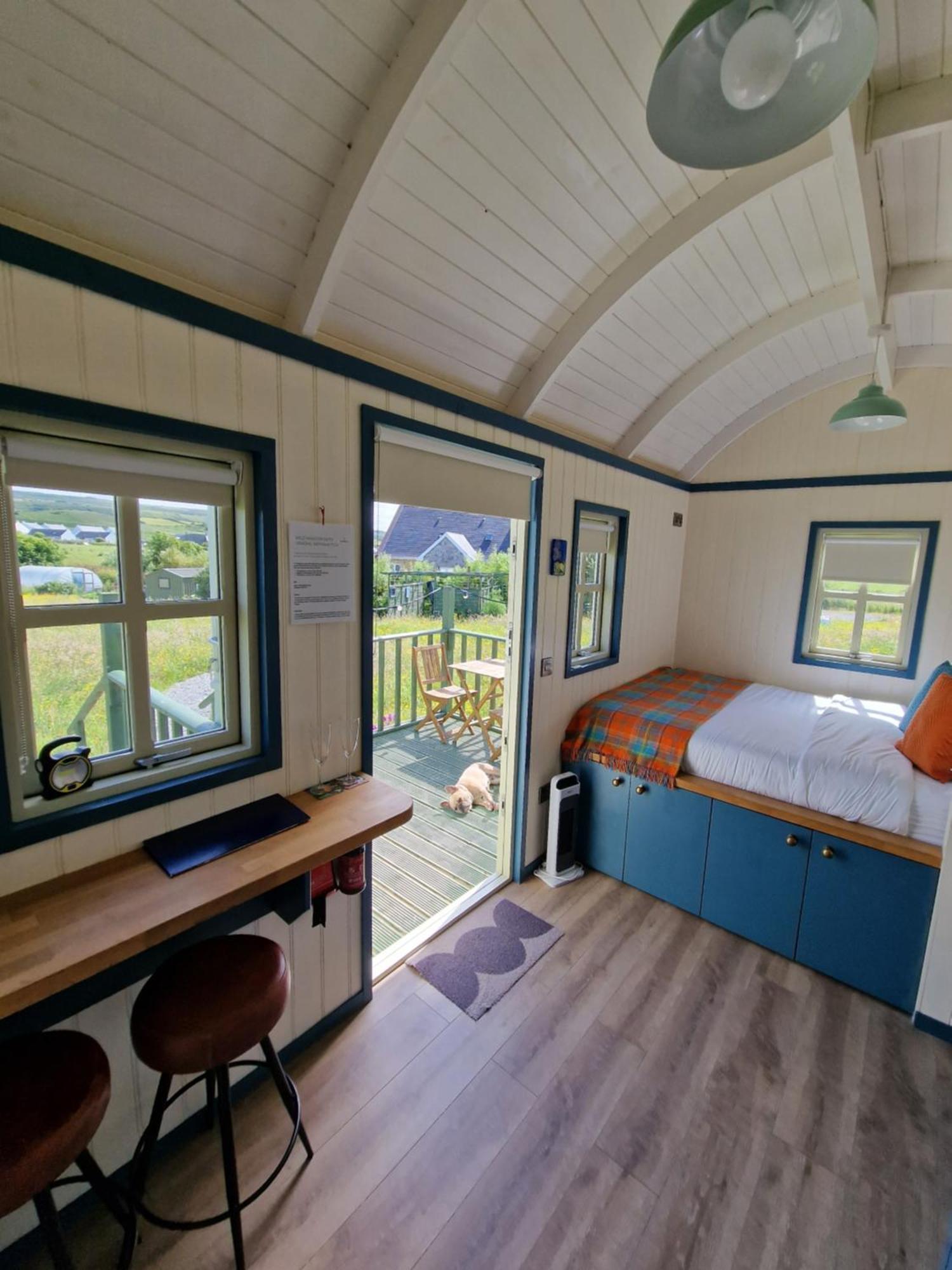 Wild Meadow Huts Villa Doolin Eksteriør billede
