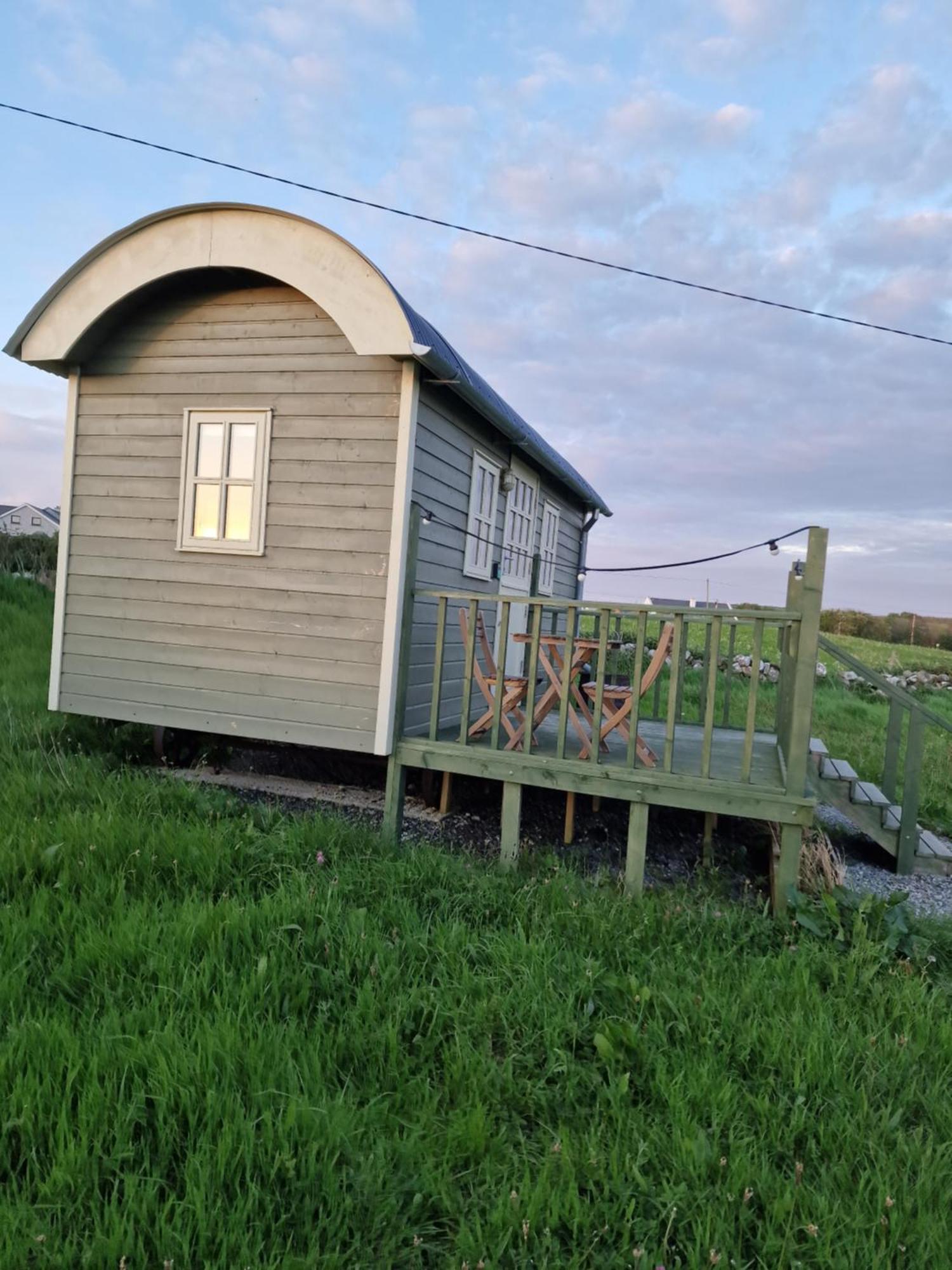 Wild Meadow Huts Villa Doolin Eksteriør billede