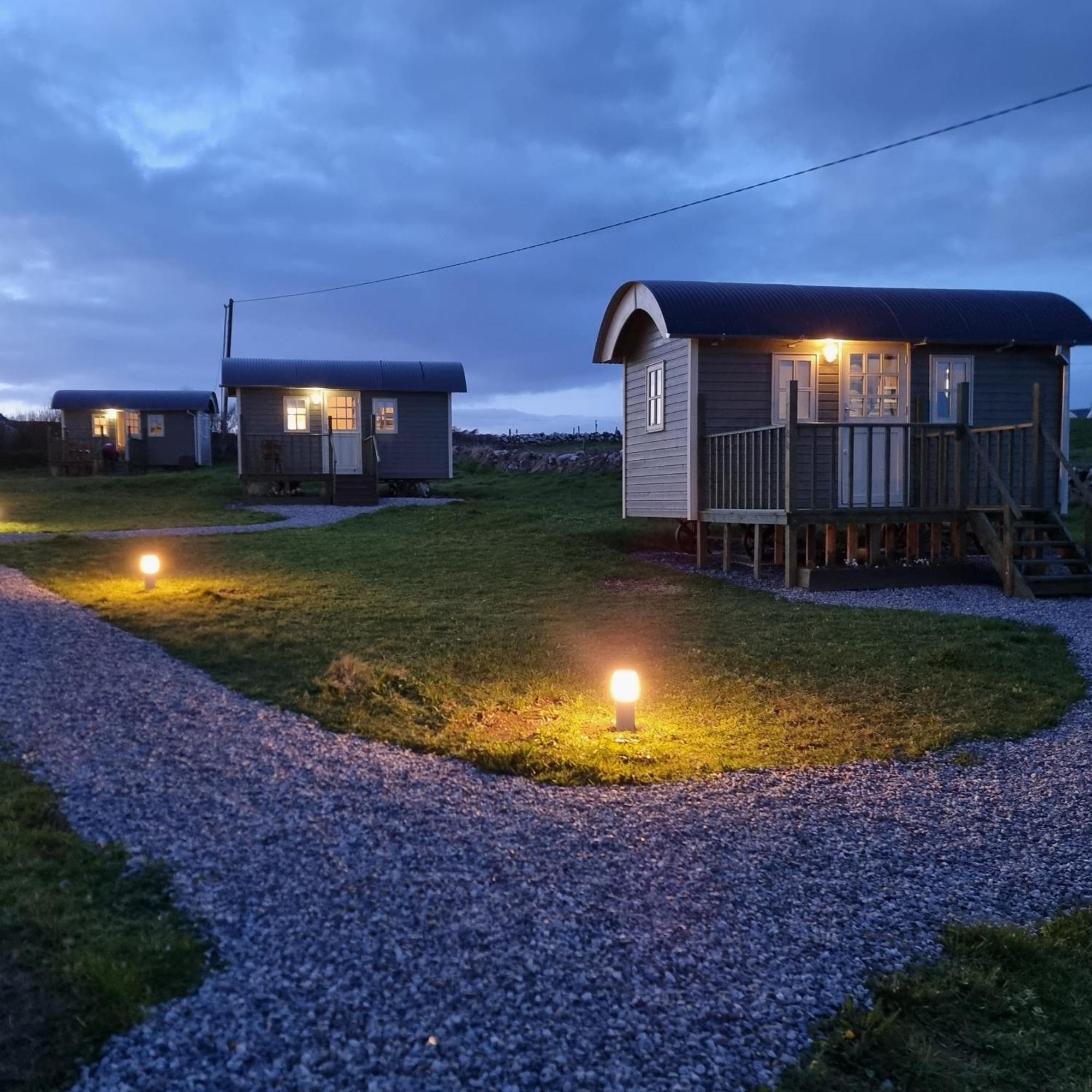 Wild Meadow Huts Villa Doolin Eksteriør billede